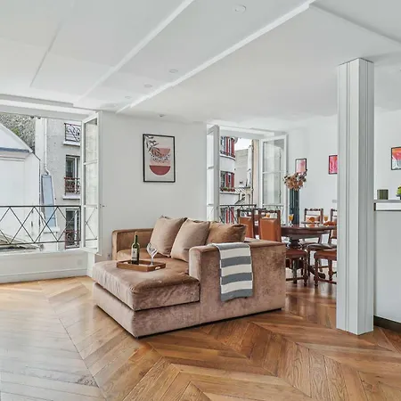 Boulevard Saint-germain & Orsay Museum - 1br - Vacation Apartment Paris